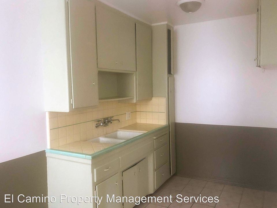 2nd image of 1425 Cedar Ave APT 3