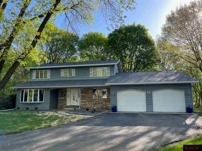 19 Robin Ct, North Mankato, MN, 56003