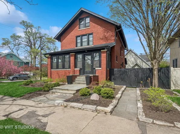 2645 Prairie Ave, Evanston, IL 60201