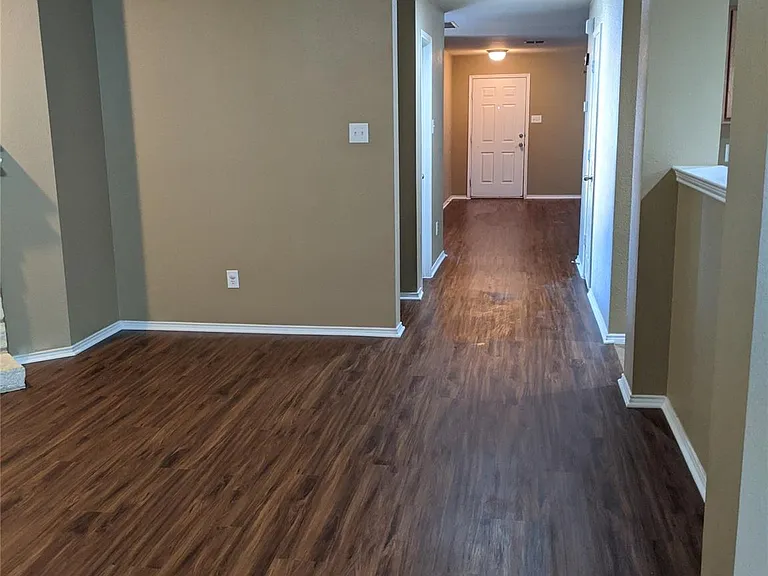 4525 Mountain Oak St — Photo 8