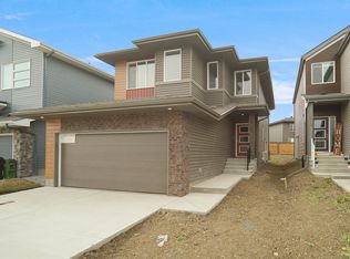 13132 214th St NW, Edmonton, AB T5S2A1