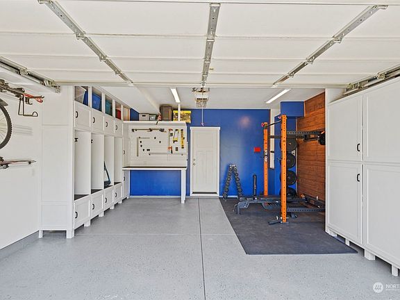 3rd image of 12725 91st Ave E