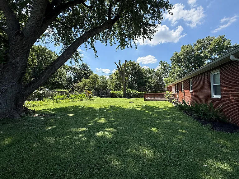 4691 Anita Dr — Photo 15