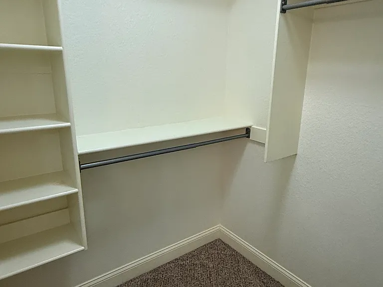 2119 Morning Glory Ln — Photo 17