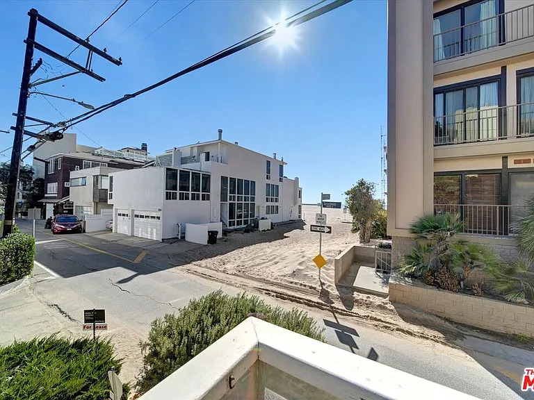 15 Spinnaker St #101 — Photo 33