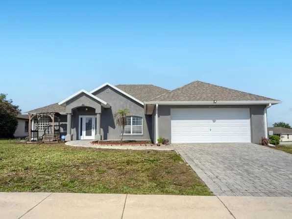 4460 Marsh Harbor Dr, Tavares, FL 32778
