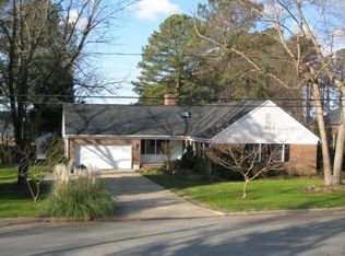 619 Haystack Landing Rd, Newport News, VA 23602