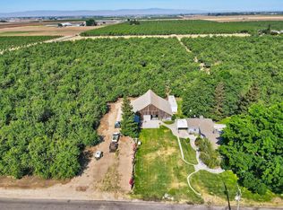 8842 Moffett Rd, Ceres, CA 95307