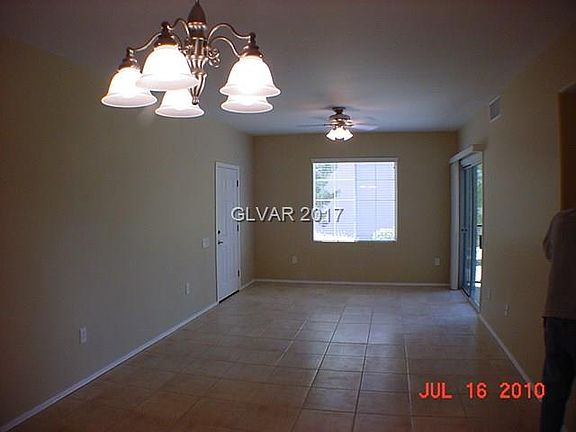 3rd image of 4610 Puglia Ln Unit 101