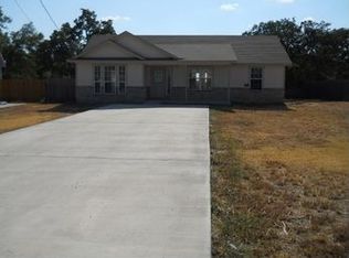 104 Live Oak Cir, Bertram, TX 78605