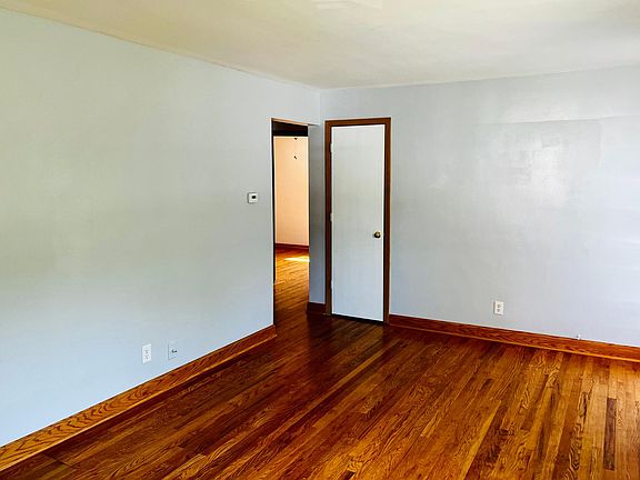 5th image of 2234 Nottingham Rd
