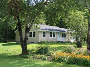 649 W River Rd, Augusta, ME 04330