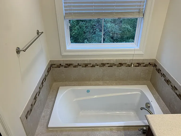 1713 Belvedere Pl — Photo 9