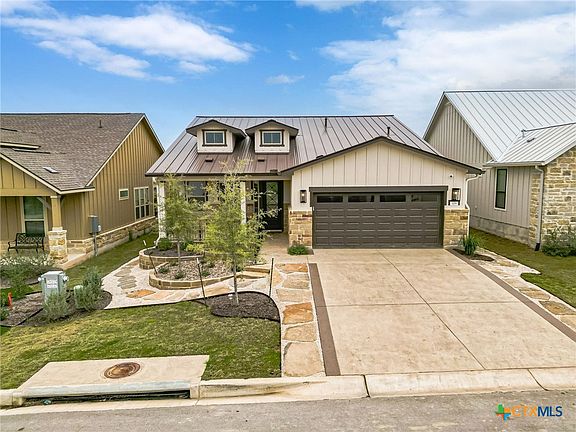 2nd image of 329 Sprinting Peak Dr