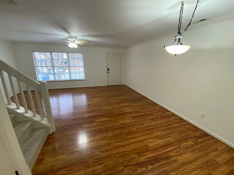 3763 Winborne Ln — Photo 3