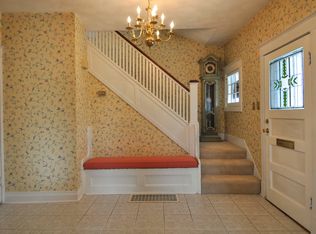 724 Tuxedo Blvd, Saint Louis, MO