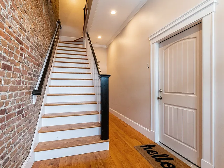 9 Everett Ave #2 — Photo 38