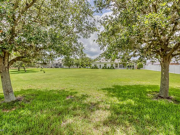 2nd image of 1735 Spottswoode Ct