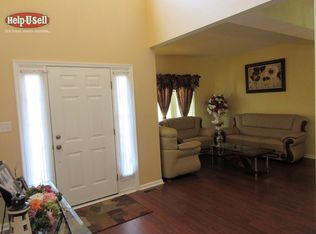 2712 Springhouse Rd, Philadelphia, PA 19114