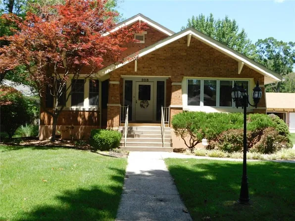 308 Webster St, Pittsburg, KS 66762