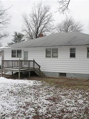 2nd image of 1608 Cherry St
