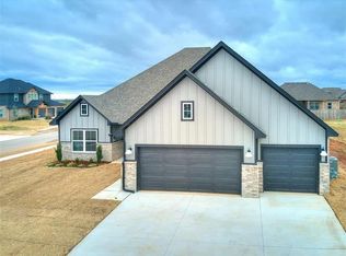 13525 NW 1st Ter, Yukon, OK 73099