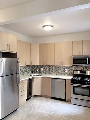 Rented by Quest Realty Sunnyside Corp | media 4