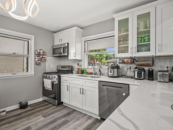 5th image of 3712 W Kiley AVENUE