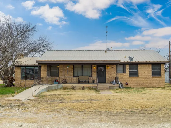204 3rd St, Talpa, TX 76882