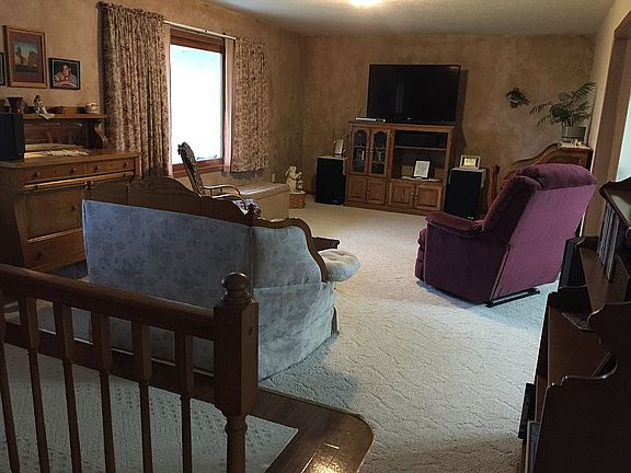 (previous listing photo)