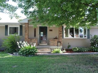 507 Edwards St, Epworth, IA 52045