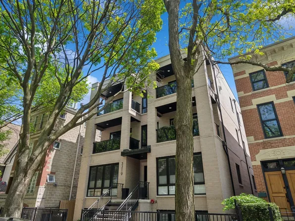 3219 N Seminary Ave #3N, Chicago, IL 60657