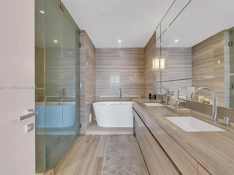 18975 Collins Ave #2802 — Photo 30