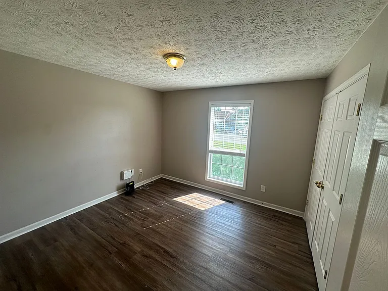 3222 Briarhill Ct — Photo 16