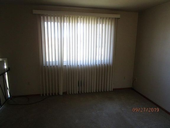 3rd image of 3134 West St