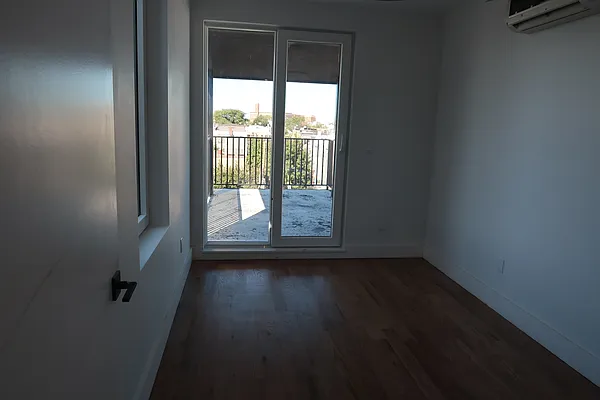 Rented by Spot It Realty LLC | media 4