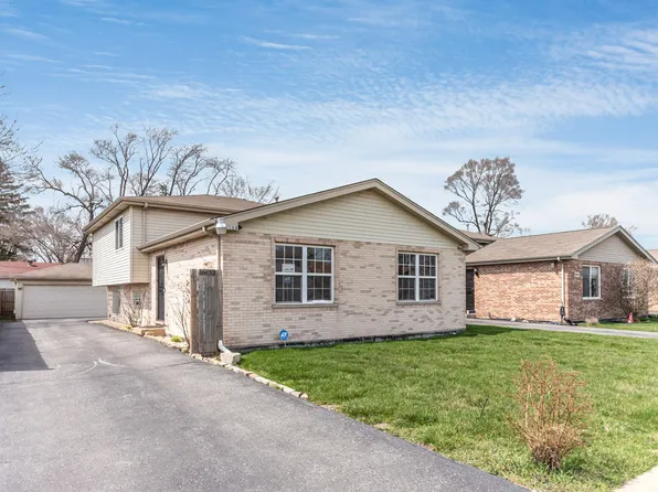 16632 Carse Ave, Harvey, IL 60426
