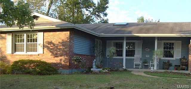 1st image of 319 Wildbrier Dr