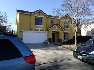 2740 Swan Ln, Los Banos, CA 93635