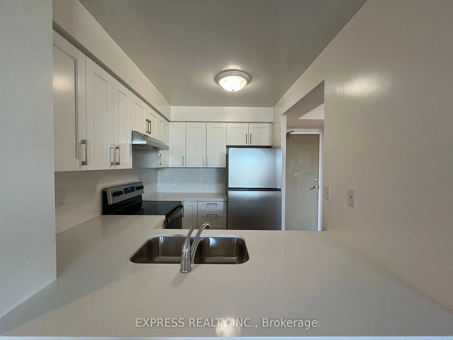 1 bed, $2,450 — Photo 2