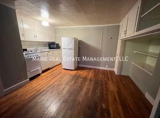 200 Center St APT 3, Old Town, ME 04468