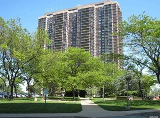 27010 Grand Central Pkwy APT 12N, Floral Park, NY