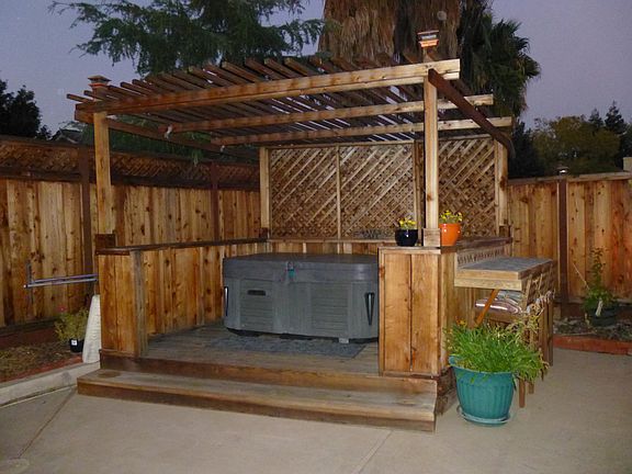 4th image of 1363 Whittingham Dr