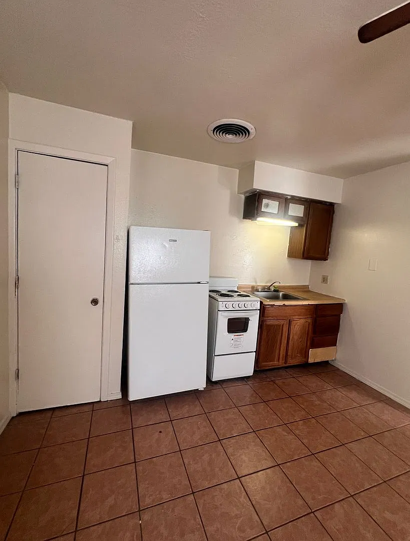 Cost Efficient Apartment South Roswell — Photo 3
