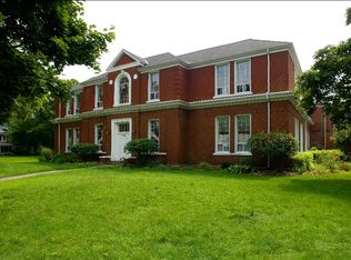704 Canboro Rd, Pelham, ON L0S 1C0