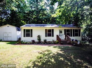 41 Whispering Oaks Ln, Fredericksburg, VA 22406