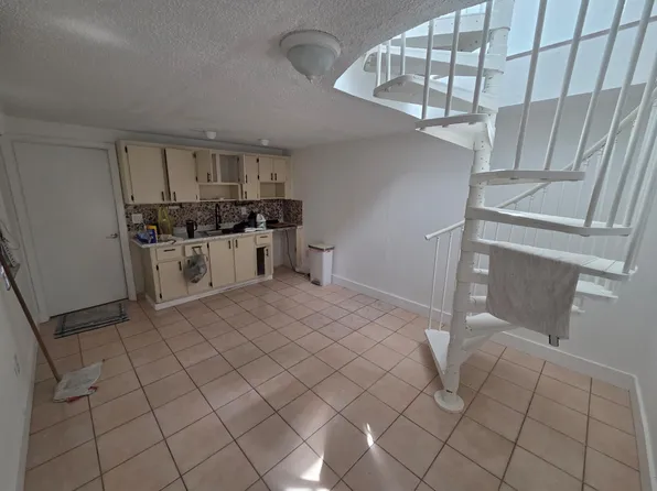 911 E 9th Pl #1, Hialeah, FL 33010