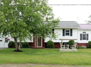 20 Spruce St, Madison, ME 04950