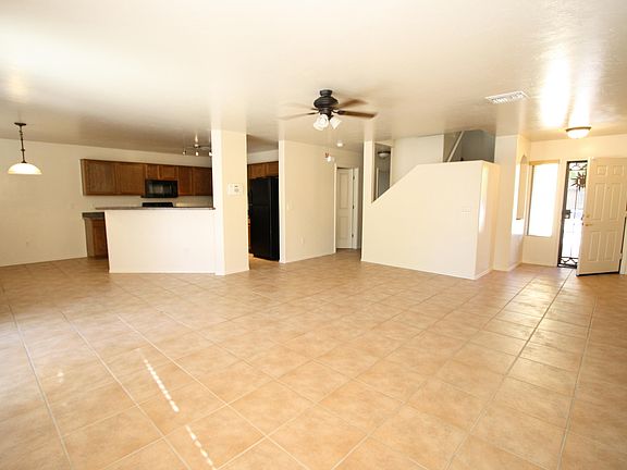 3rd image of 4104 E Cameo Point Dr