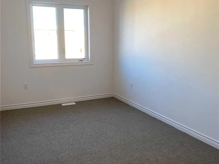 32 June Callwood Way — Photo 11